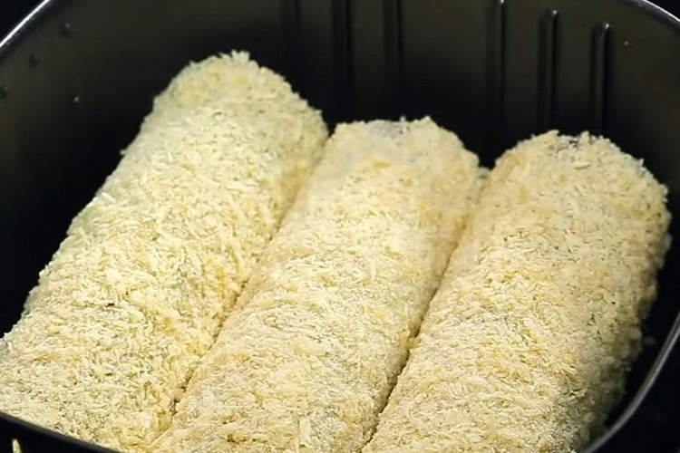 Cách làm kimbap chiên chuẩn vị Hàn Quốc (hình 9)