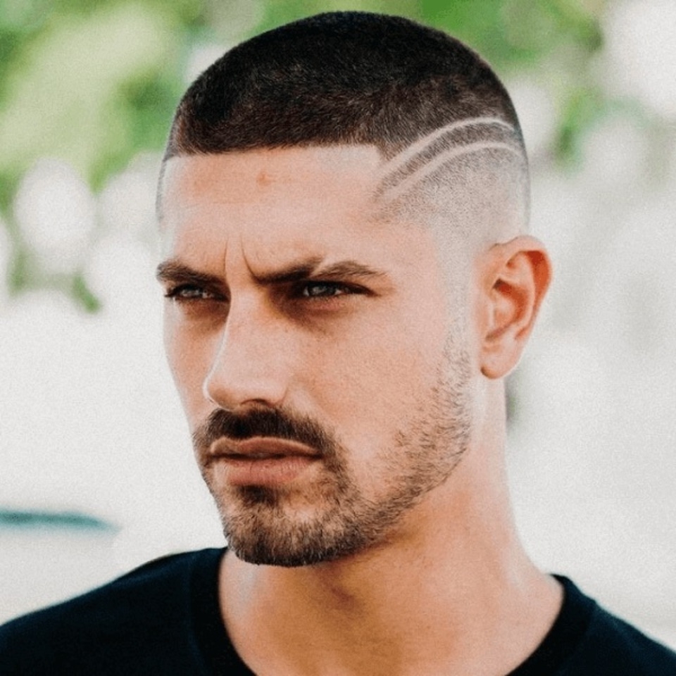 Tóc đầu đinh kẻ vạch