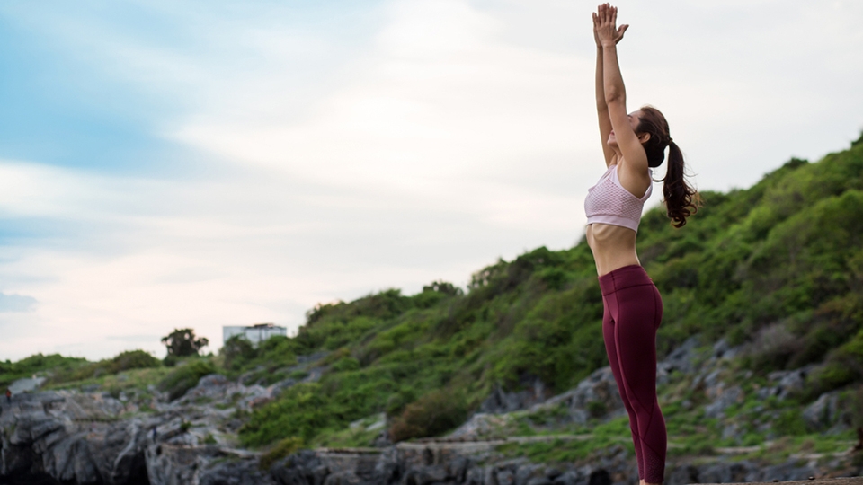 Tư thế trái núi (Tadasana)