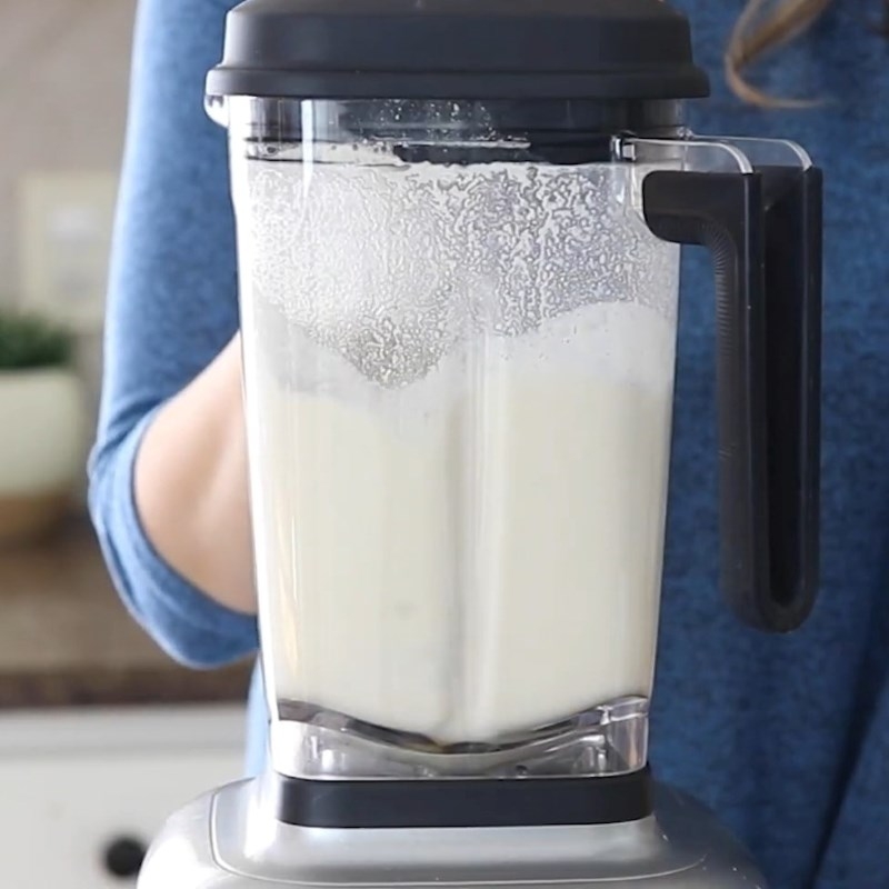 Xay nhuyễn hạt điều và nước lọc