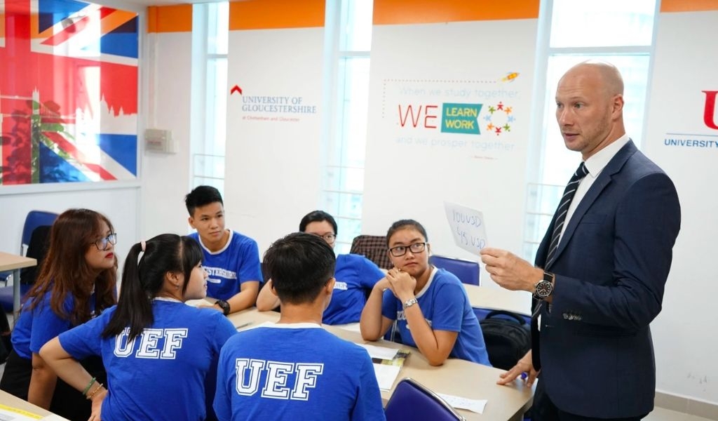 đại học kinh tế tài chính học phí - ảnh 3