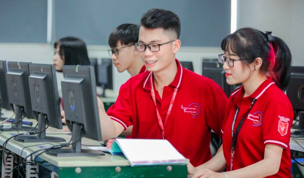 Cập nhật mới nhất về đại học Văn Lang học phí một năm là bao nhiêu? Chính sách miễn giảm học phí 4