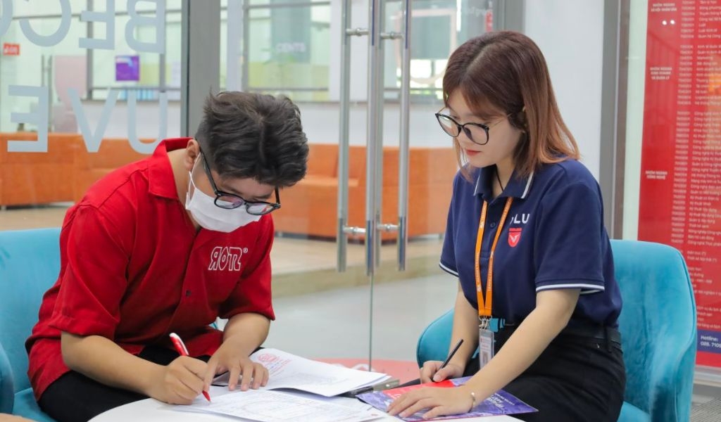 Cập nhật mới nhất về đại học Văn Lang học phí một năm là bao nhiêu? Chính sách miễn giảm học phí 2