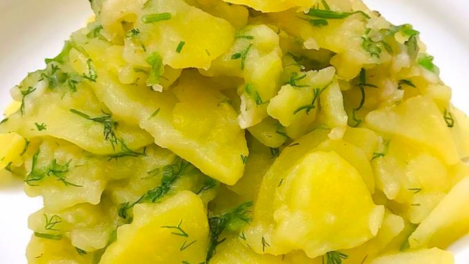 khoai tây xào tỏi