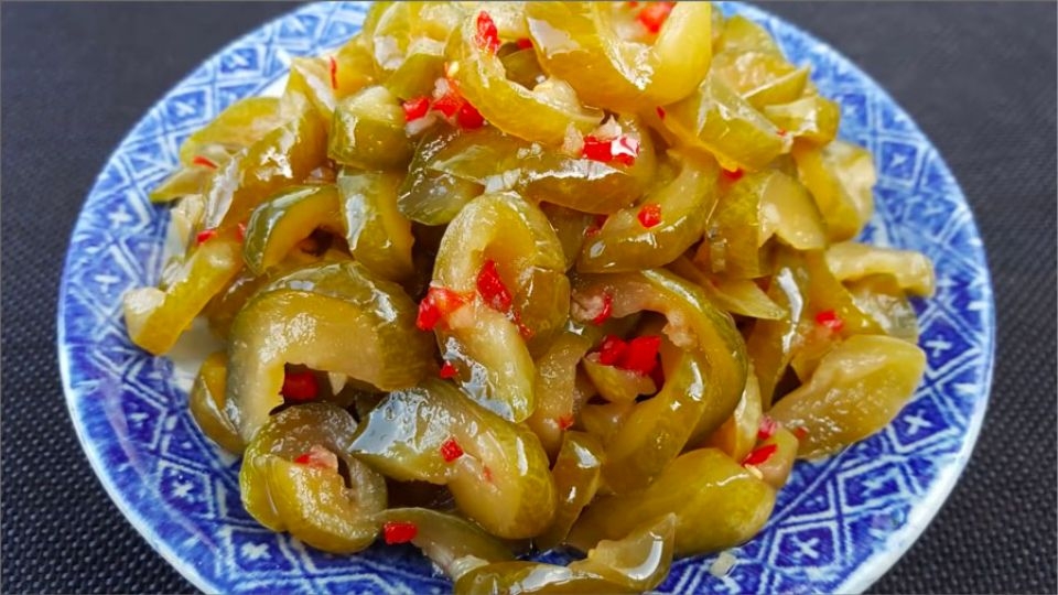 dưa chuột muối nước mắm