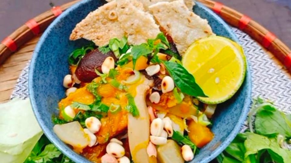 mì quảng trộn chay