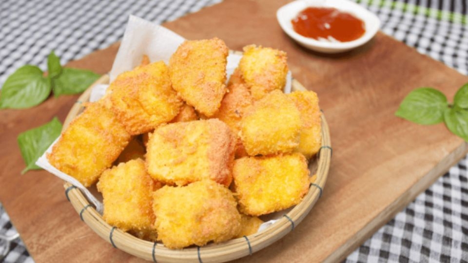 Bánh sữa tươi chiên giòn
