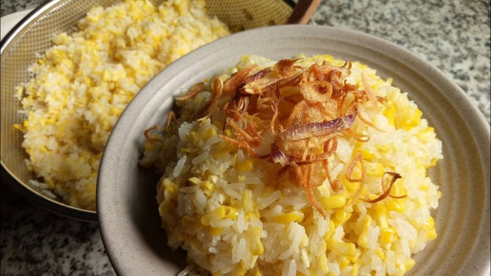 Xôi bắp đậu xanh hành phi