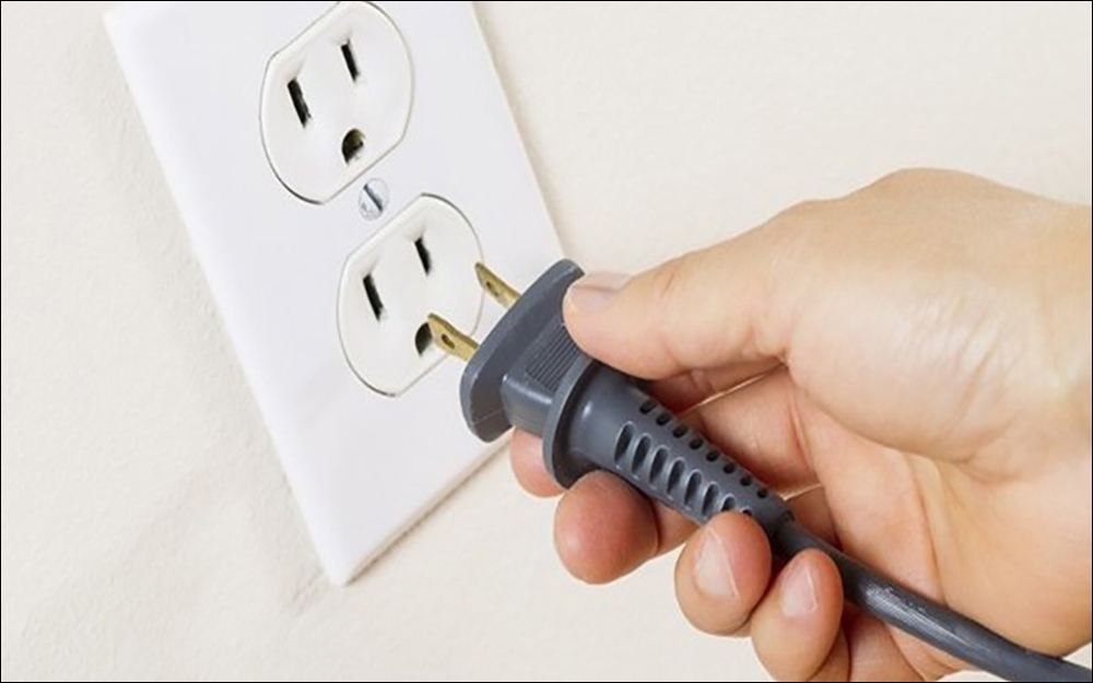 Ngắt nguồn điện với tủ lạnh
