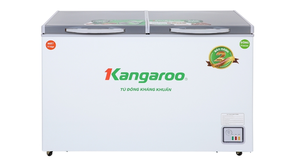 Sản phẩm tủ đông có phần dung tích để sử dụng là 327 lít, tủ được làm 2 cửa đóng mở với 2 ngăn đựng riêng biệt