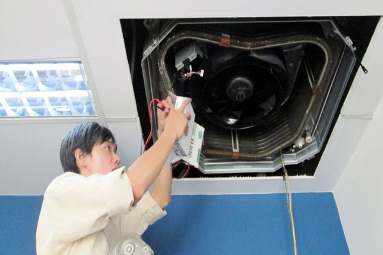 Vệ sinh dàn lạnh máy lạnh