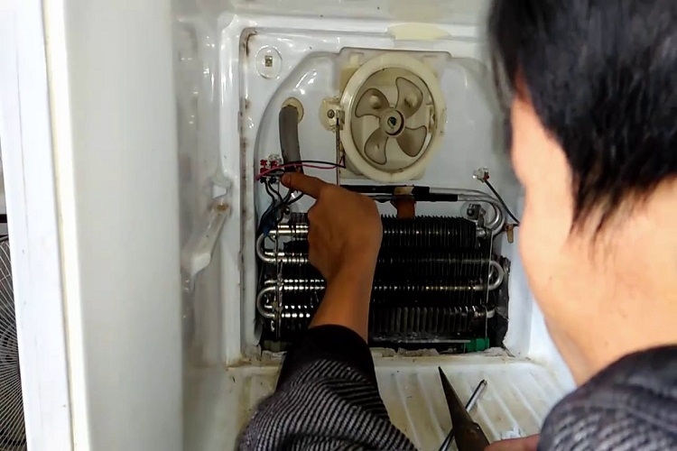 Tủ lạnh lâu đông đá: Nguyên nhân và cách khắc phục 3