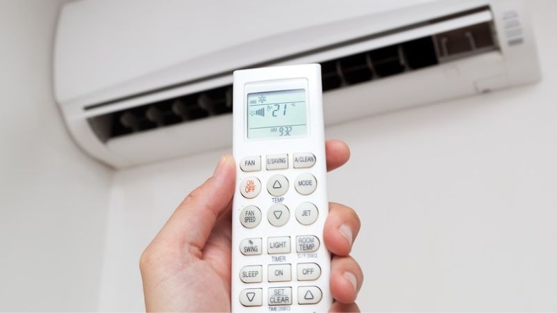 Tắt máy lạnh bằng remote hay cầu dao tốt hơn 4