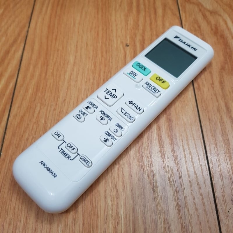 Tắt máy lạnh bằng remote hay cầu dao tốt hơn