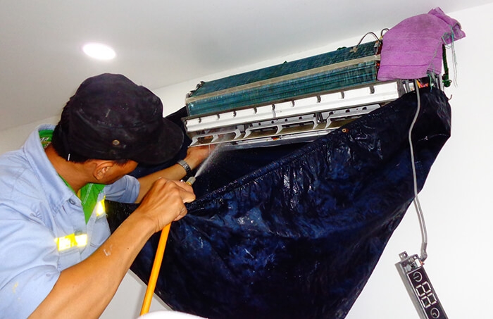 Vệ sinh điều hòa Daikin cực đơn giản với những dụng cụ cơ bản, dễ tìm và sử dụng 5