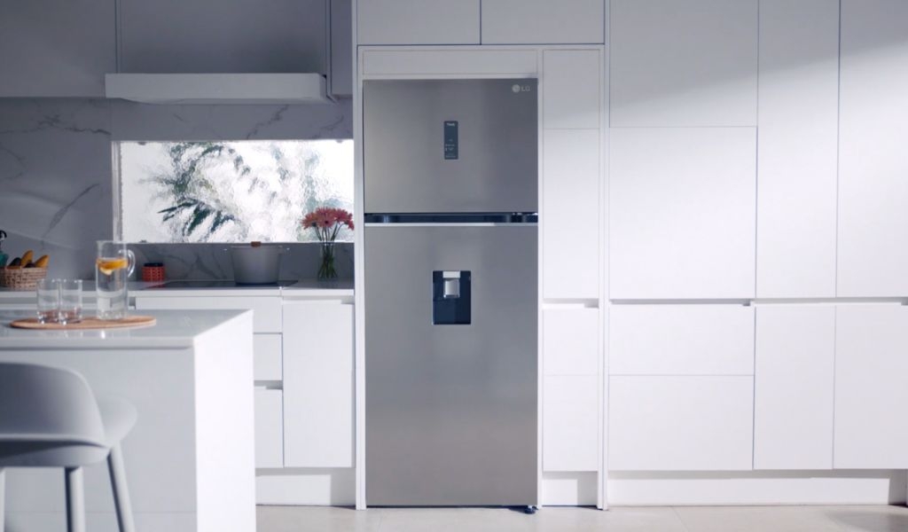 Nên mua tủ lạnh ngăn đá trên hay ngăn đá dưới? Ưu, nhược điểm của từng loại tủ 1