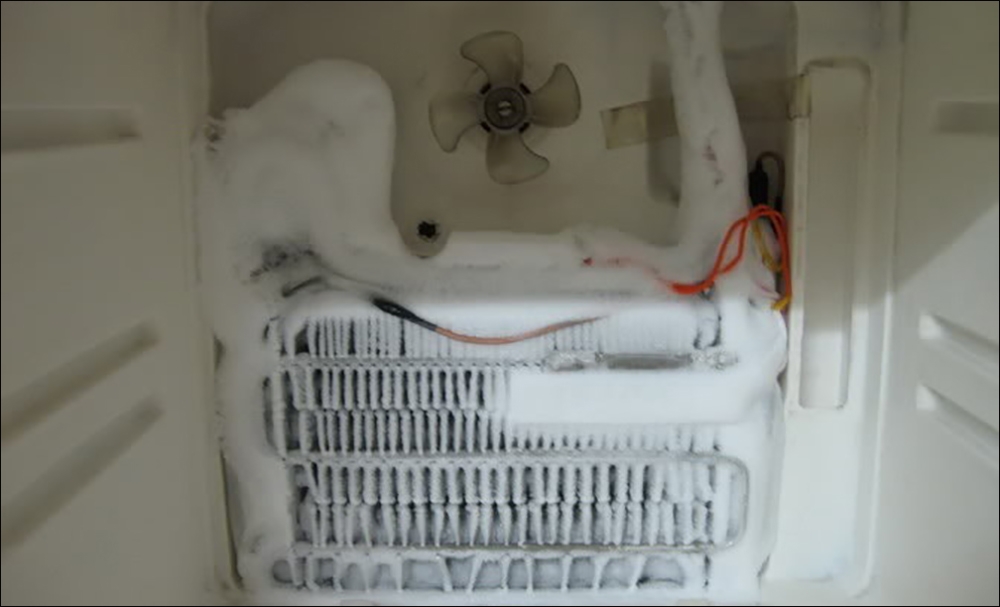 Có vật cản ở cánh quạt gió