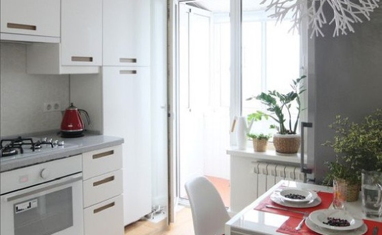 Đặt tủ lạnh gần bếp nấu sẽ giảm chức năng của tủ lạnh