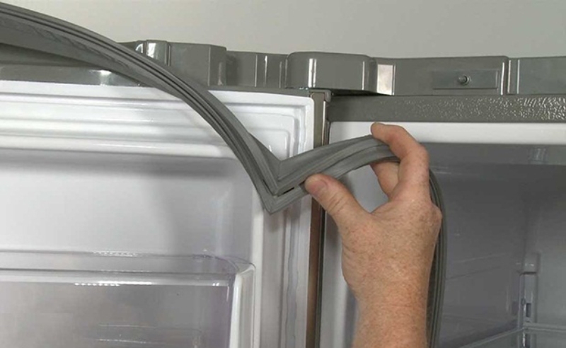 Tủ lạnh bị ra mồ hôi hình 4