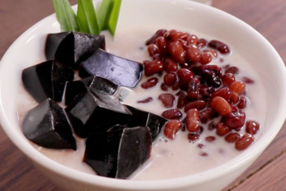 Chè đậu đỏ thạch sương sáo