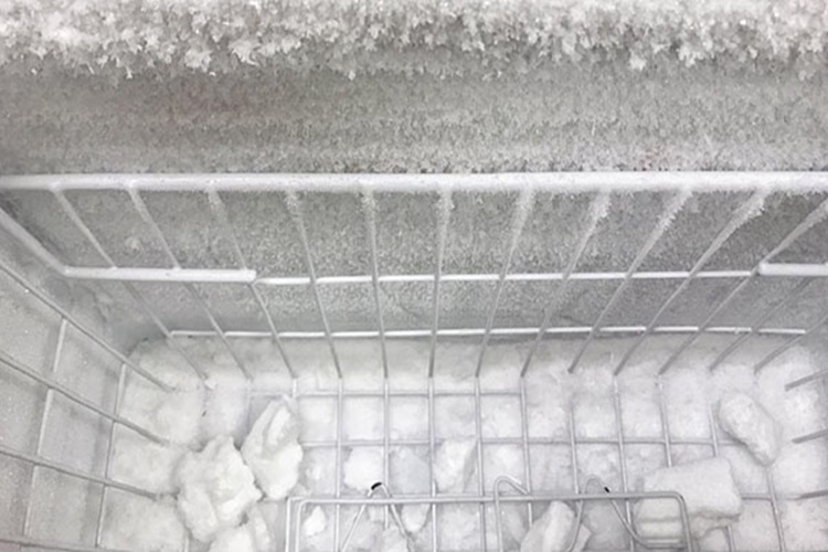 Khắc phục tủ đông Sanaky bị đóng tuyết như thế nào để kéo dài tuổi thọ thiết bị? 1