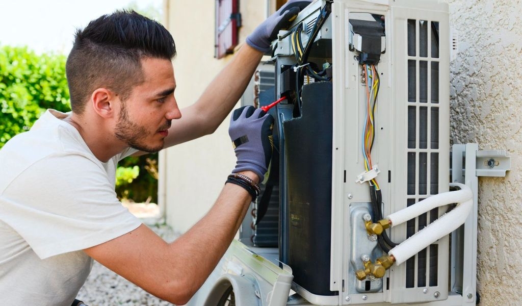 Điều hòa không chảy nước thải là do đâu? Cách dùng điều hoà tăng độ bền, tiết kiệm điện 1