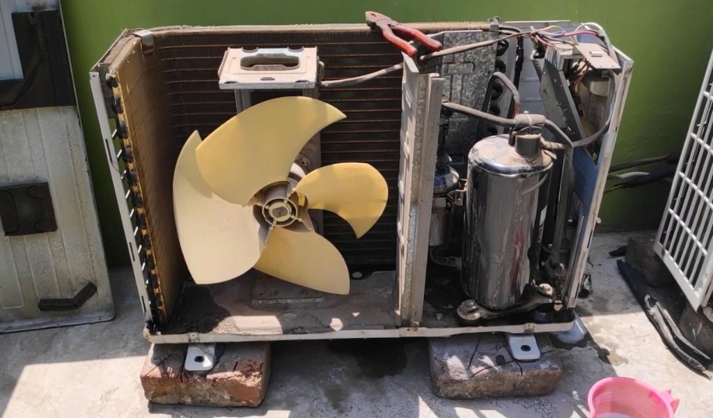 Điều hòa không chảy nước thải là do đâu? Cách dùng điều hoà tăng độ bền, tiết kiệm điện 4