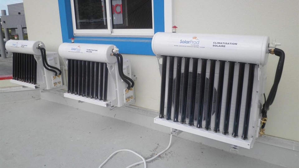 Điều hoà năng lượng mặt trời hoạt động vào ban ngày