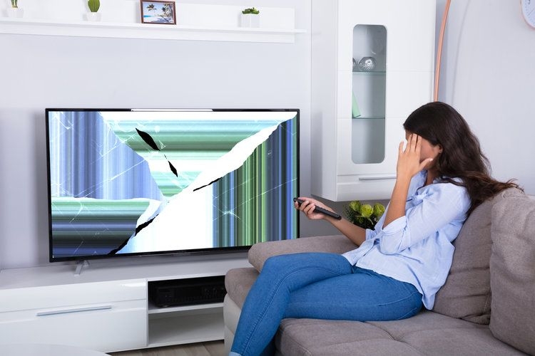 bảo quản màn hình tivi tránh hư hỏng