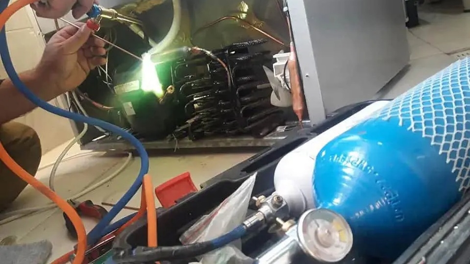 Sửa bộ điều khiển máy nén