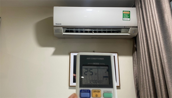 Cách bật chiều nóng điều hòa Panasonic 7