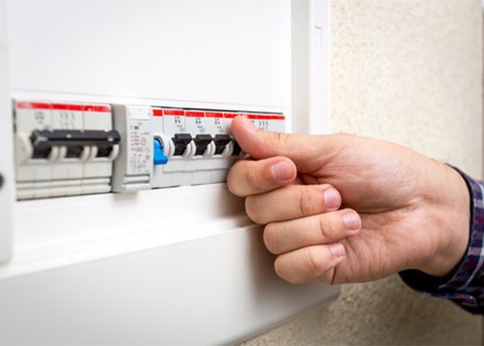 Tắt aptomat sau khi sử dụng xong