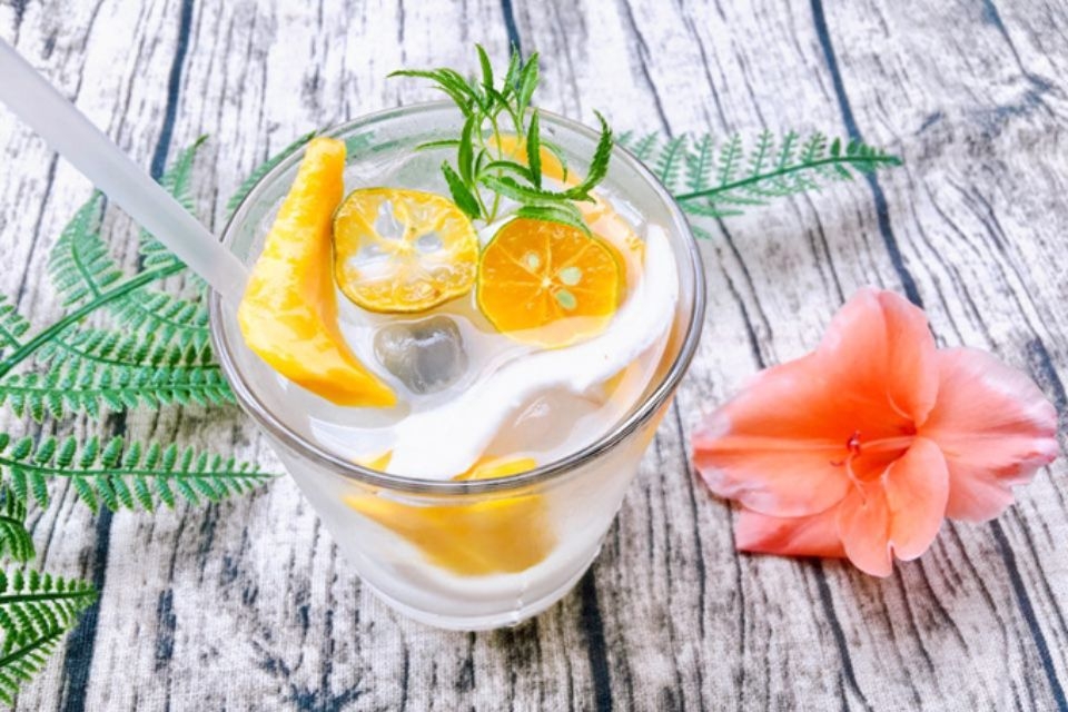 Thành quả nước dừa tắc trái cây