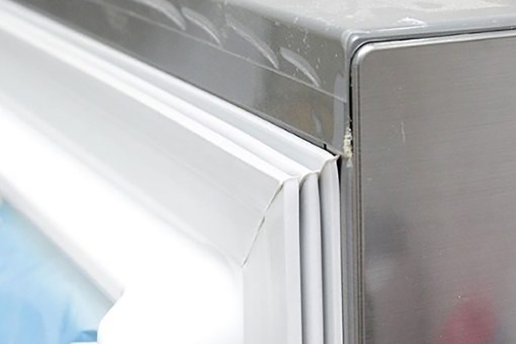 Gioang tủ lạnh bị hở (hình 2)