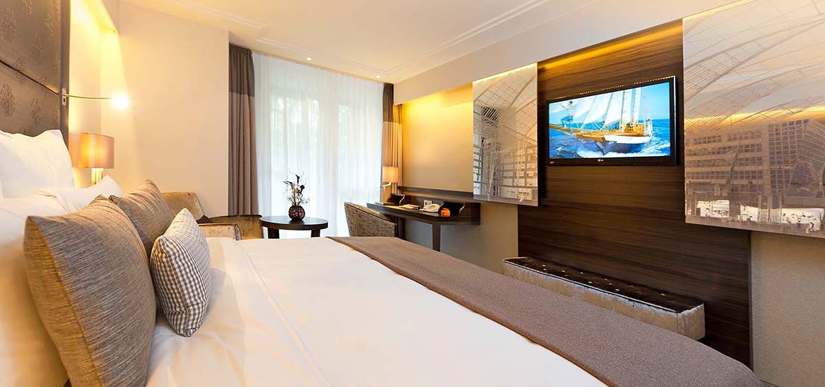 Hotel TV - hình 1