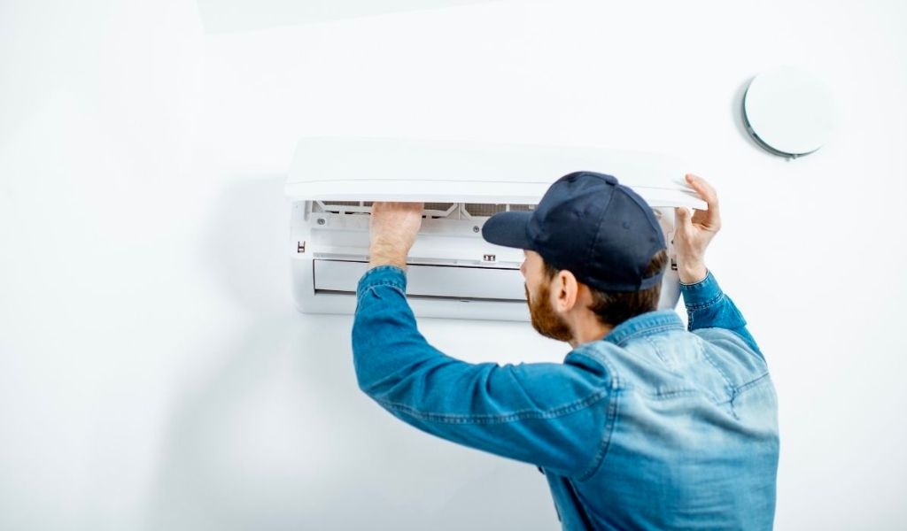 Nguyên nhân máy lạnh Aqua báo lỗi F1 và cách khắc phục hiệu quả tuỳ theo loại máy 1