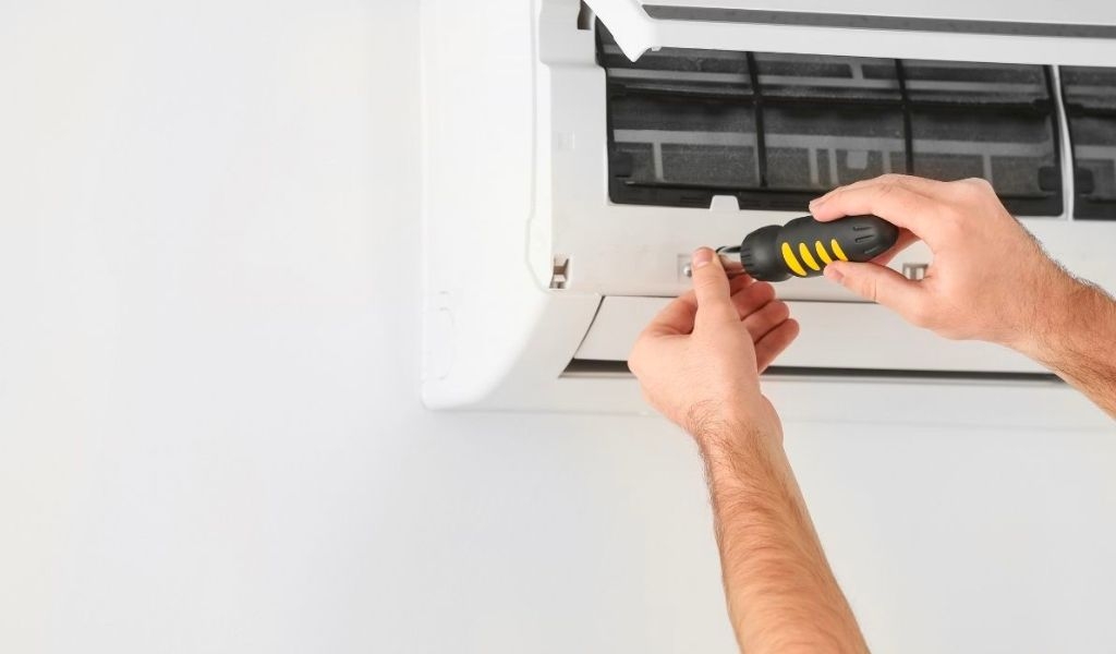 Nguyên nhân máy lạnh Aqua báo lỗi F1 và cách khắc phục hiệu quả tuỳ theo loại máy 2