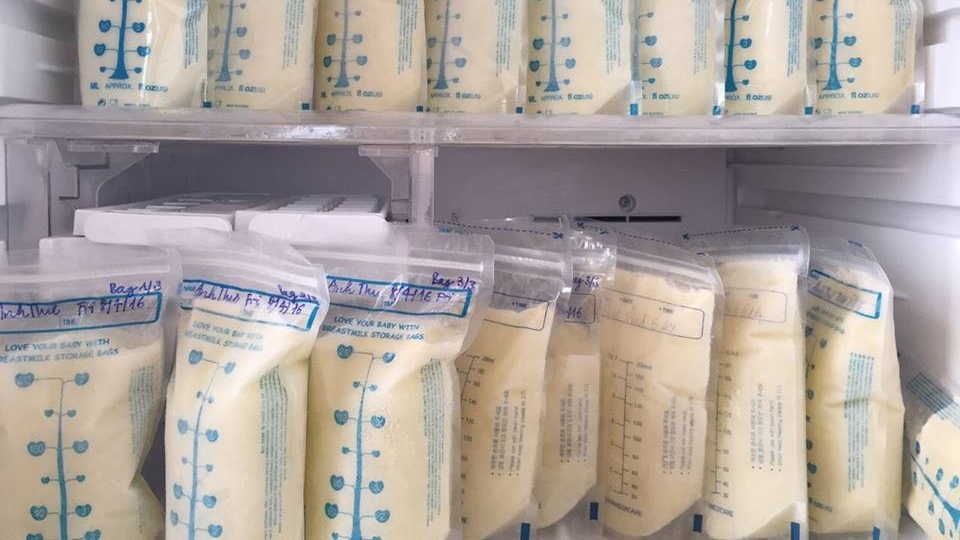 Tủ đông mini giúp giữ được chất lượng sữa