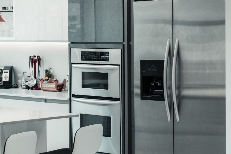 Mua tủ lạnh cho gia đình có người già (Hình 1)