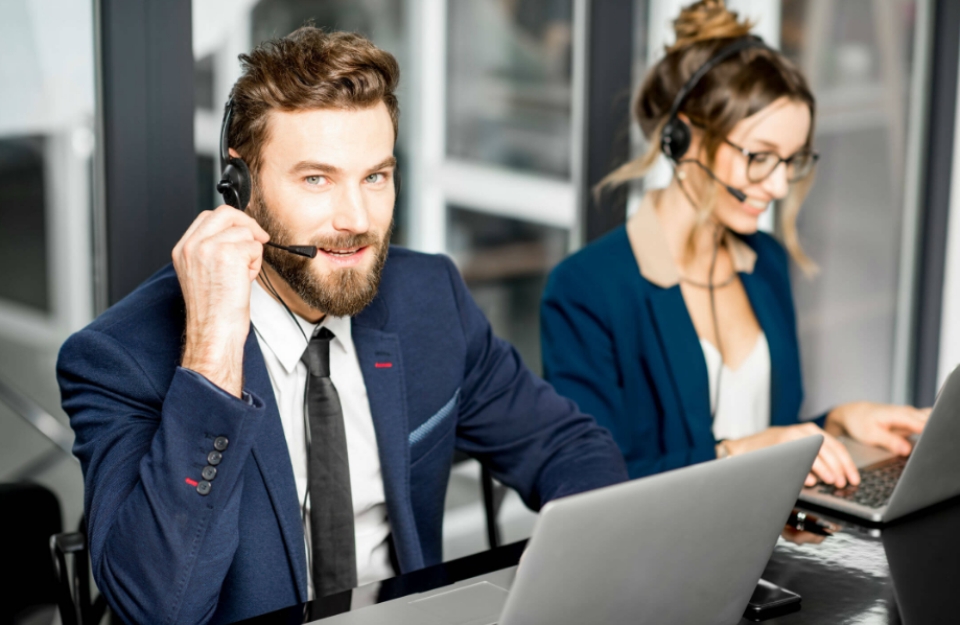 Có Call Center sẽ thuận tiện trong việc kết nối nội bộ
