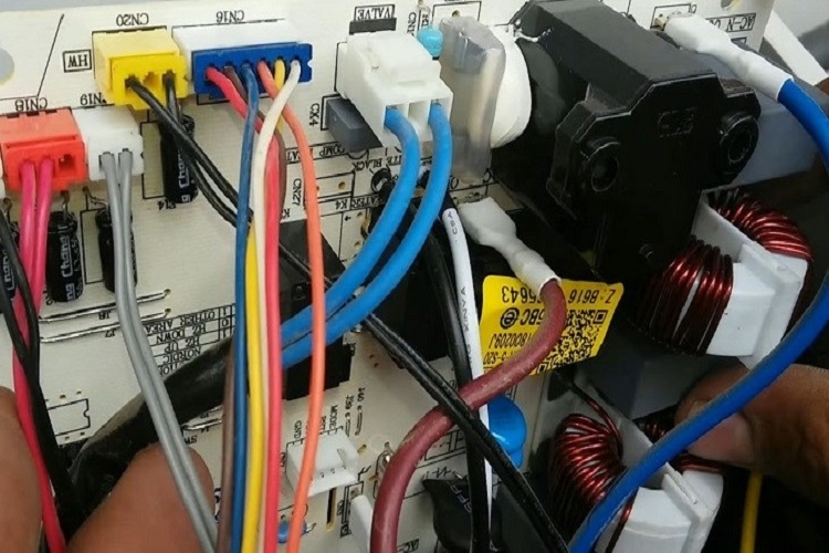 Máy lạnh Gree báo lỗi F0 có nghiêm trọng không? Cách khắc phục 4