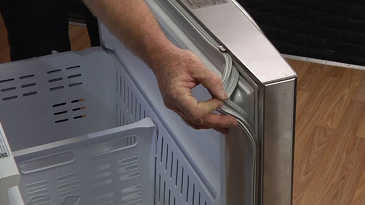 Cách sử dụng tủ lạnh Sharp hiệu quả, tiết kiệm điện năng và tăng độ bền của tủ 7