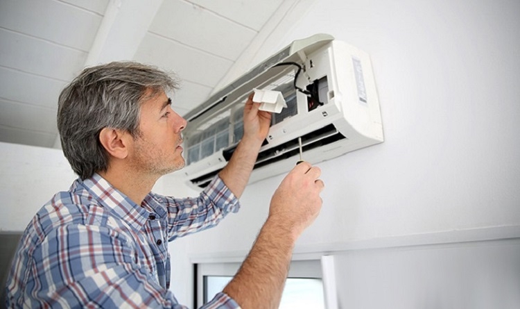 điều hòa có mùi khét 5