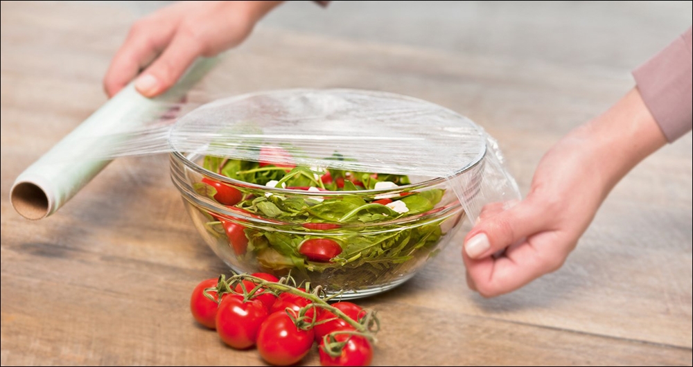 bọc kín thực phẩm trước khi cho vào tủ lạnh casper