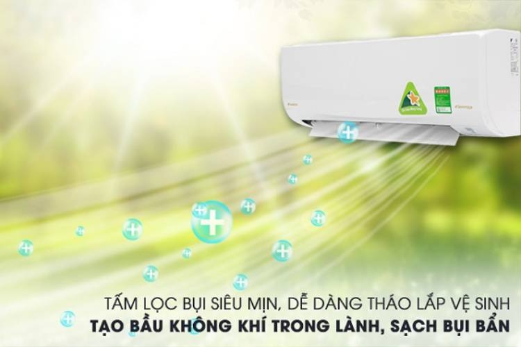 Lọc bụi mịn ở máy lạnh Daikin Inverter giúp cân bằng độ ẩm không khí, đảm bảo bầu không khí dễ chịu