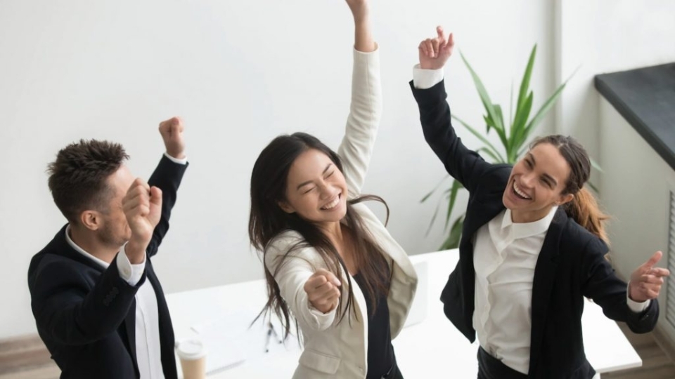 Có thái độ làm việc tốt