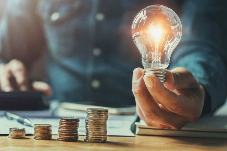 Lý do nên mua máy lạnh thường thay vì máy lạnh Inverter 1