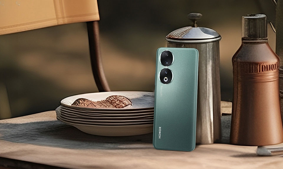 HONOR 90