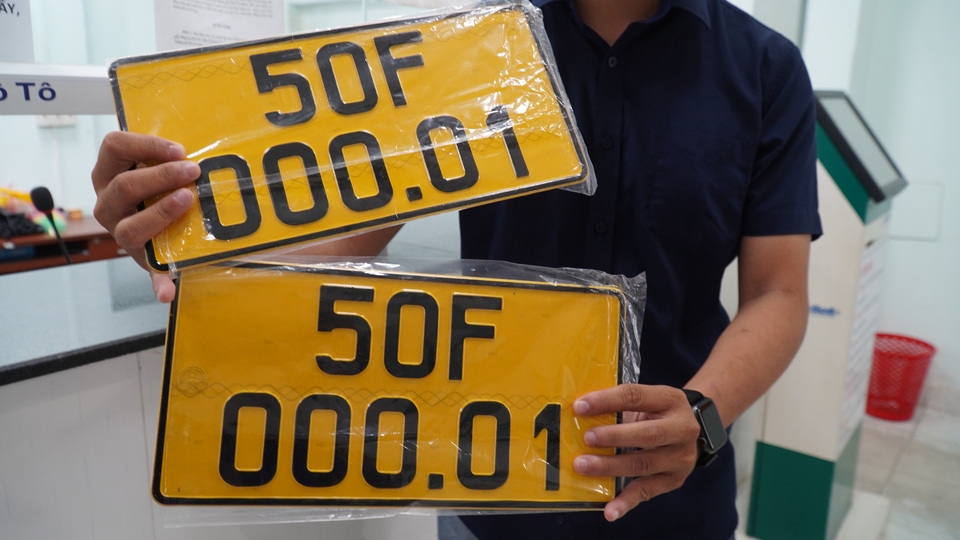 Chủ xe có được phép thay đổi màu biển số xe?