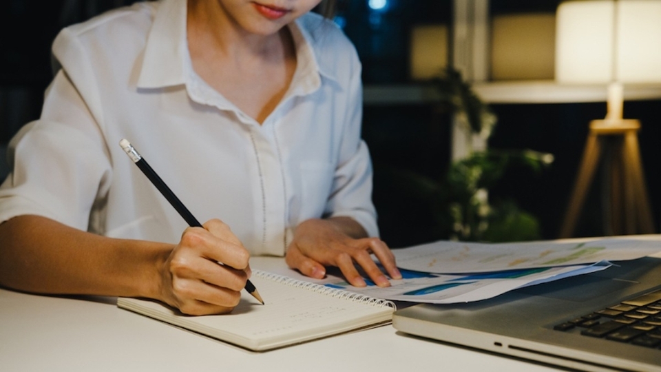 Tác hại của việc làm thêm giờ?
